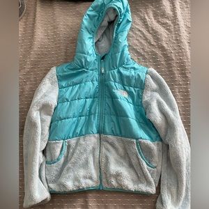 Girls Northface teal jacket, size medium